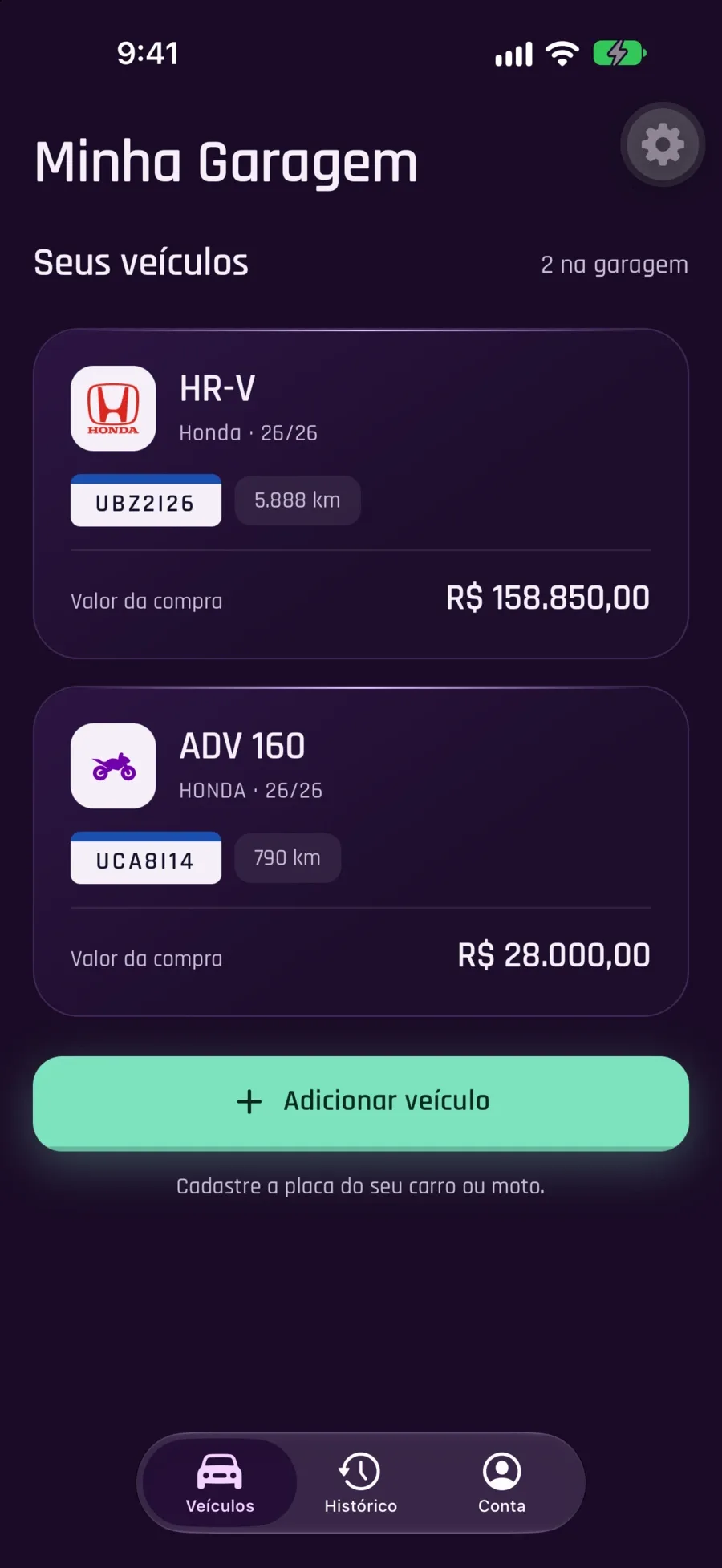 Garagem no app Minha Garagem: um carro e uma moto com placa, quilometragem e valor de compra.